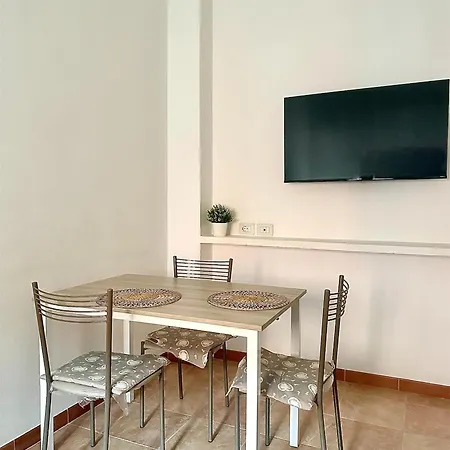 Apartment Center *